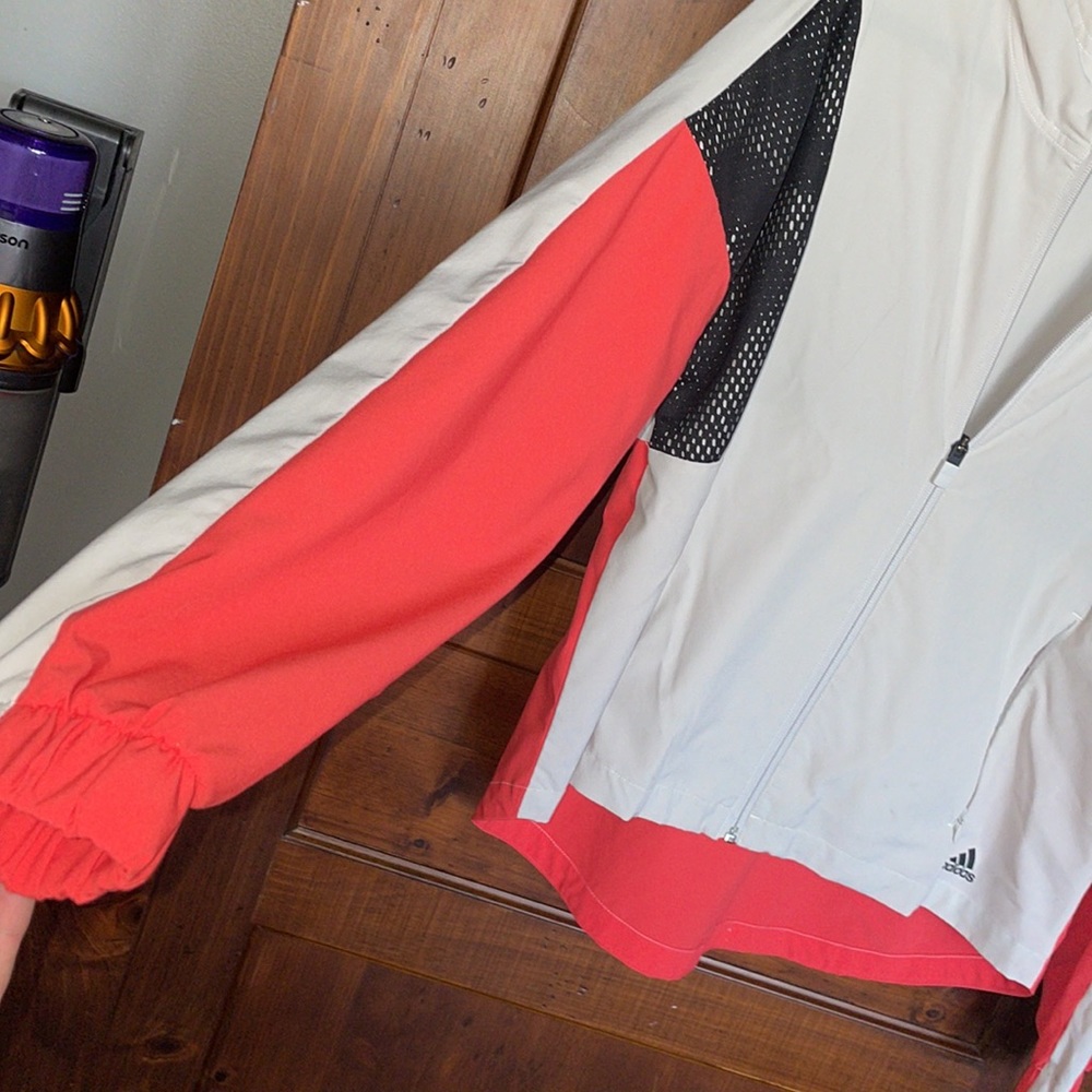 ADIDAS
Colorblocked Wind Jacket - Picture 4 of 8